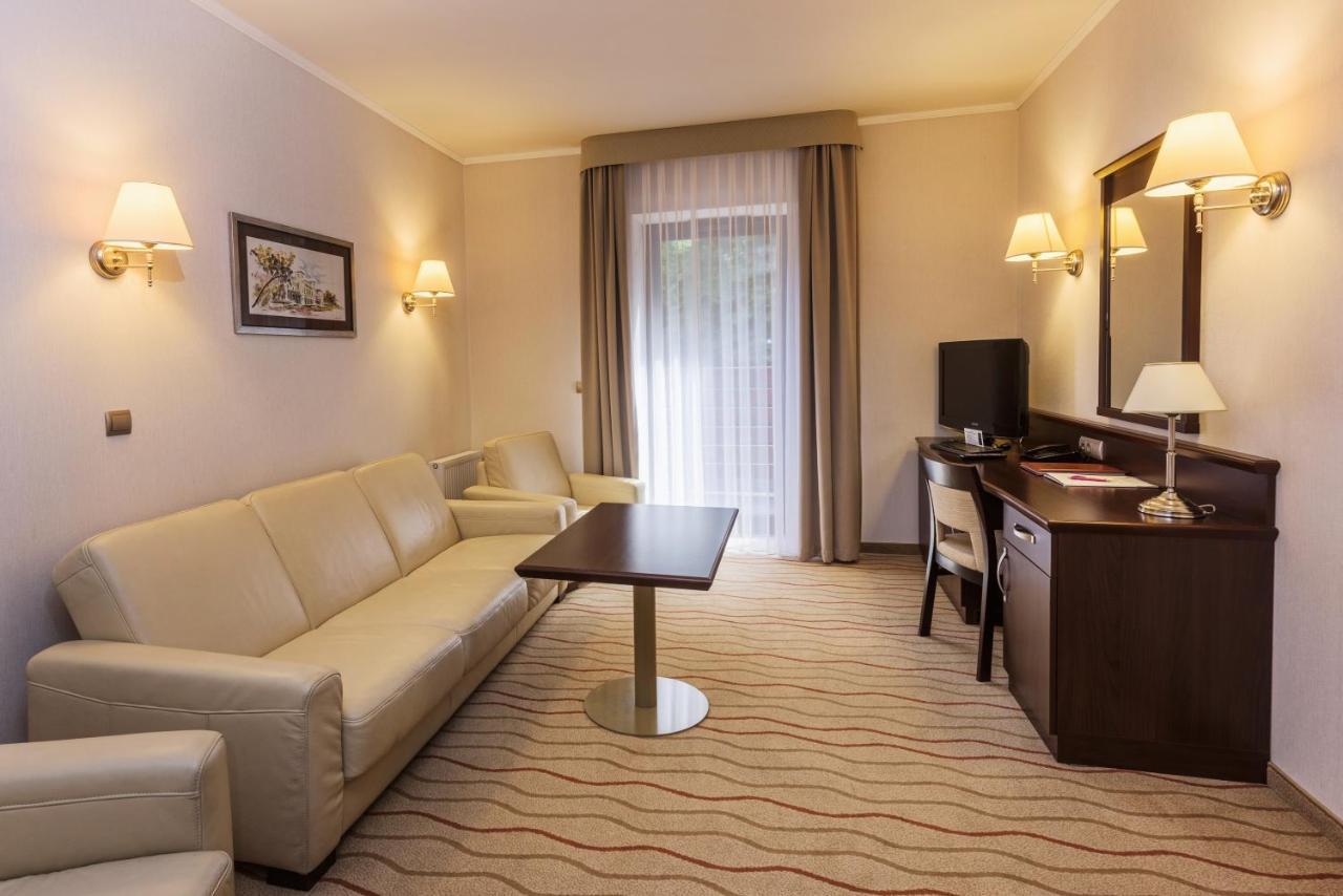 Malinowy Dwor Hotel Medical Spa Swieradow-Zdroj Luaran gambar